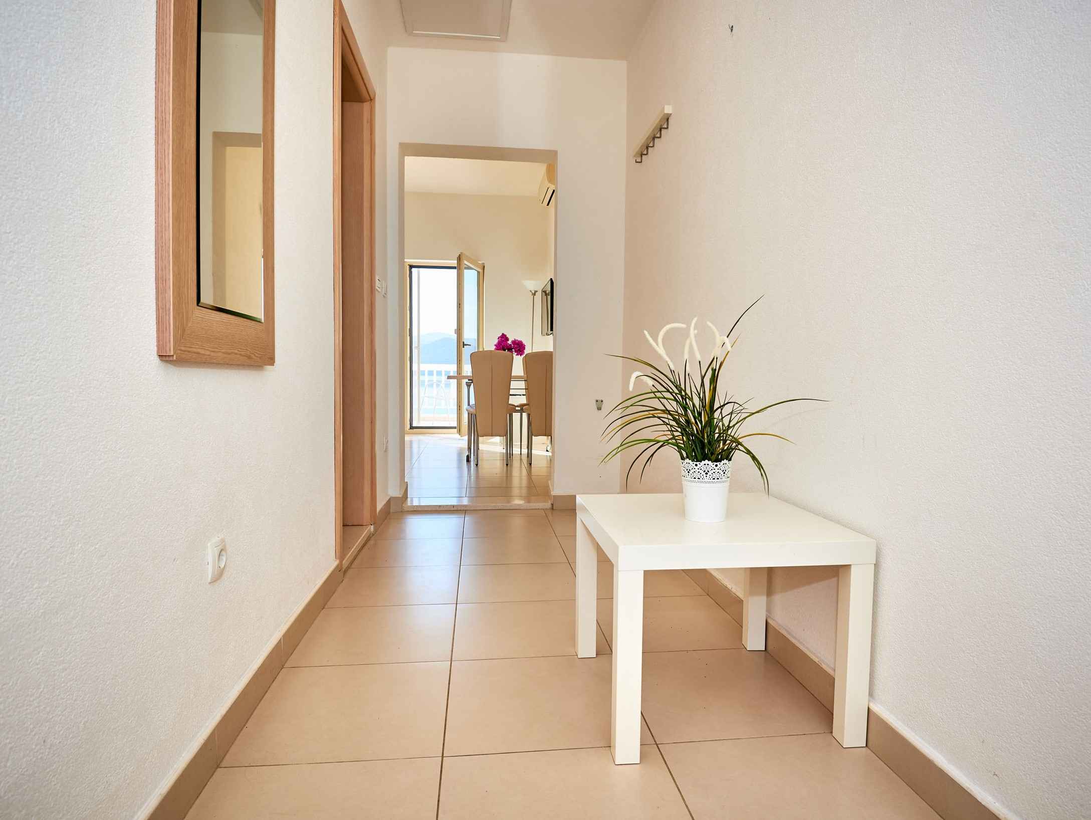 Apartman2__01_11_11zon