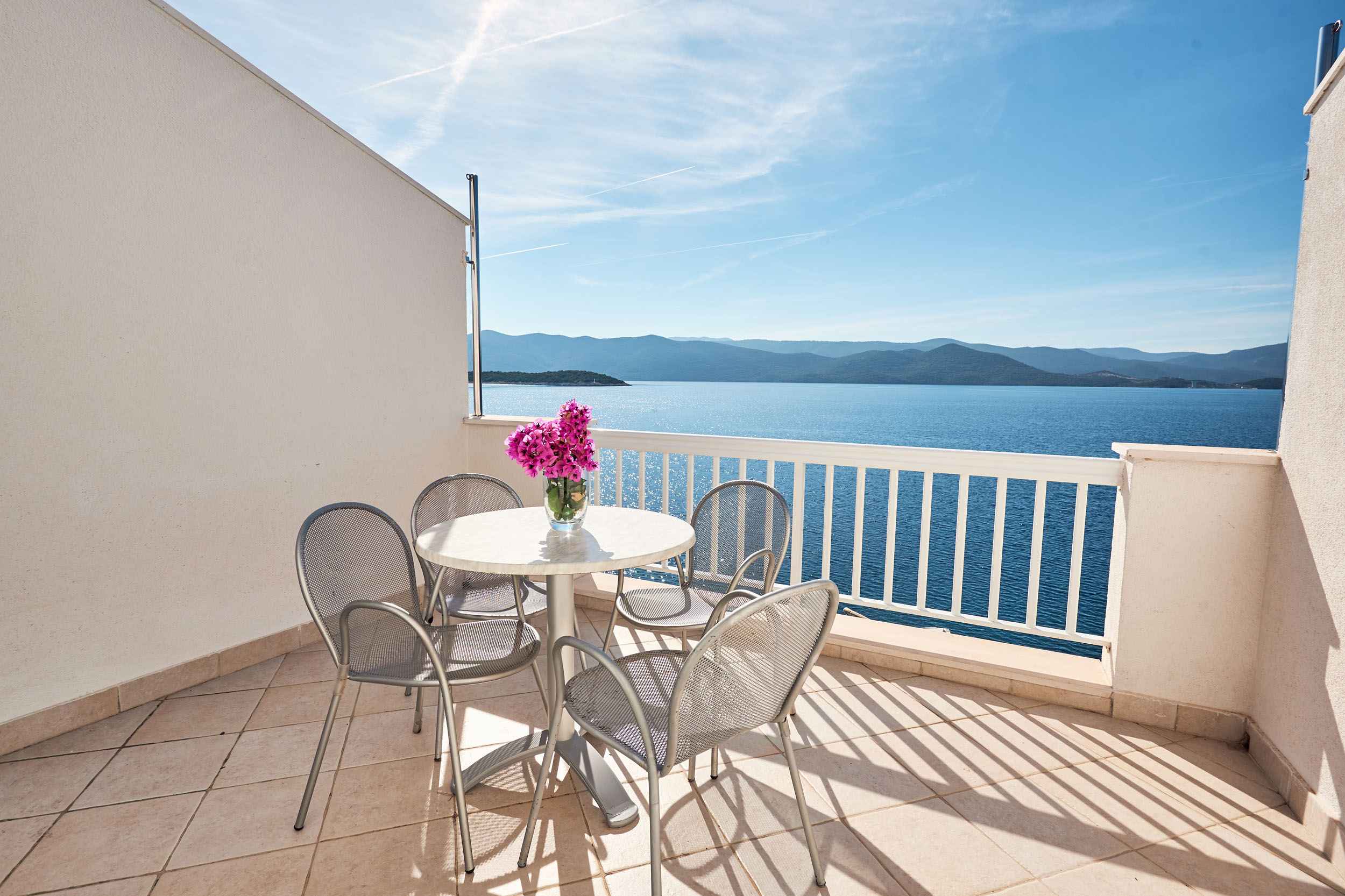 Apartman2__08_18_11zon