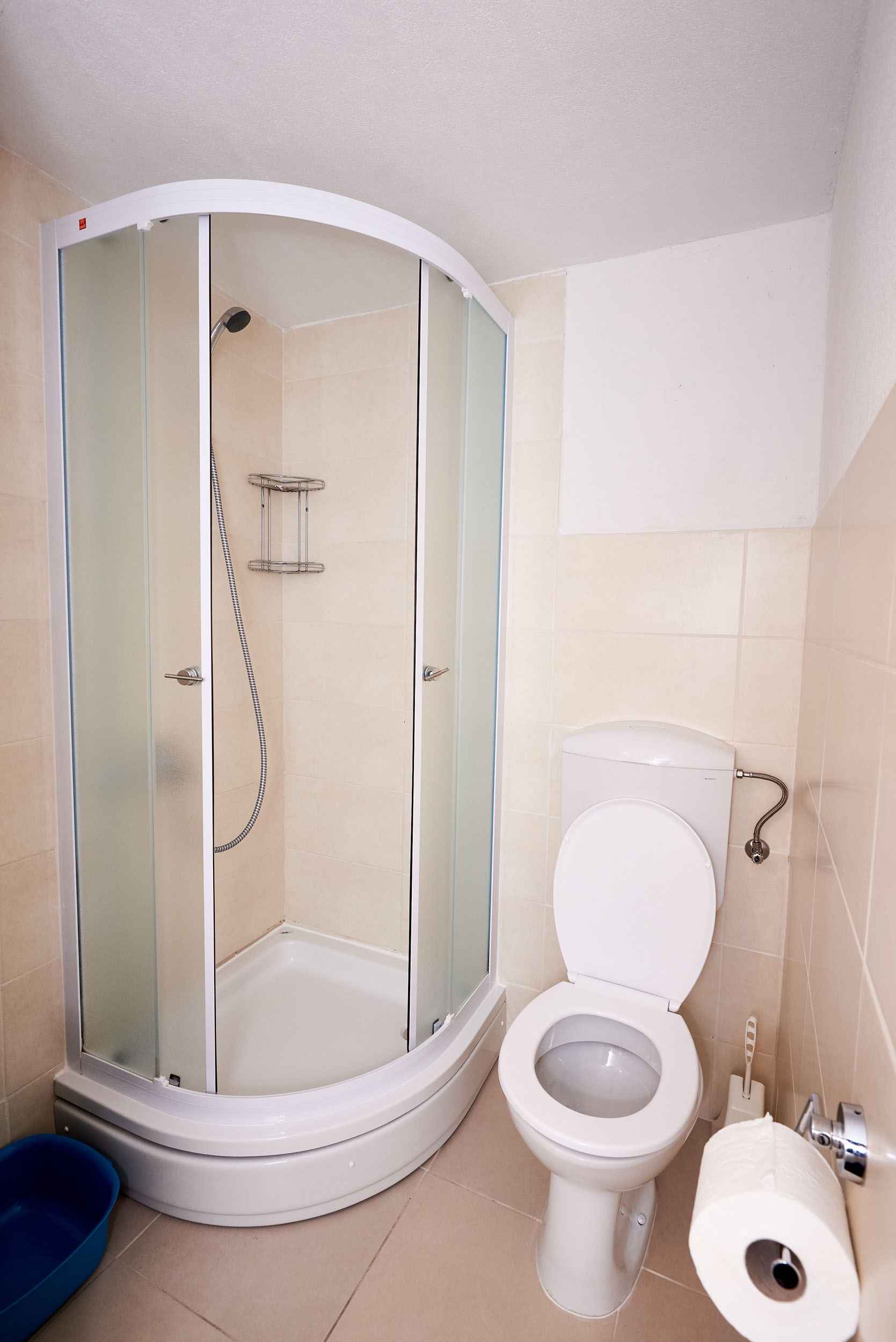 Studio2__08_52_11zon